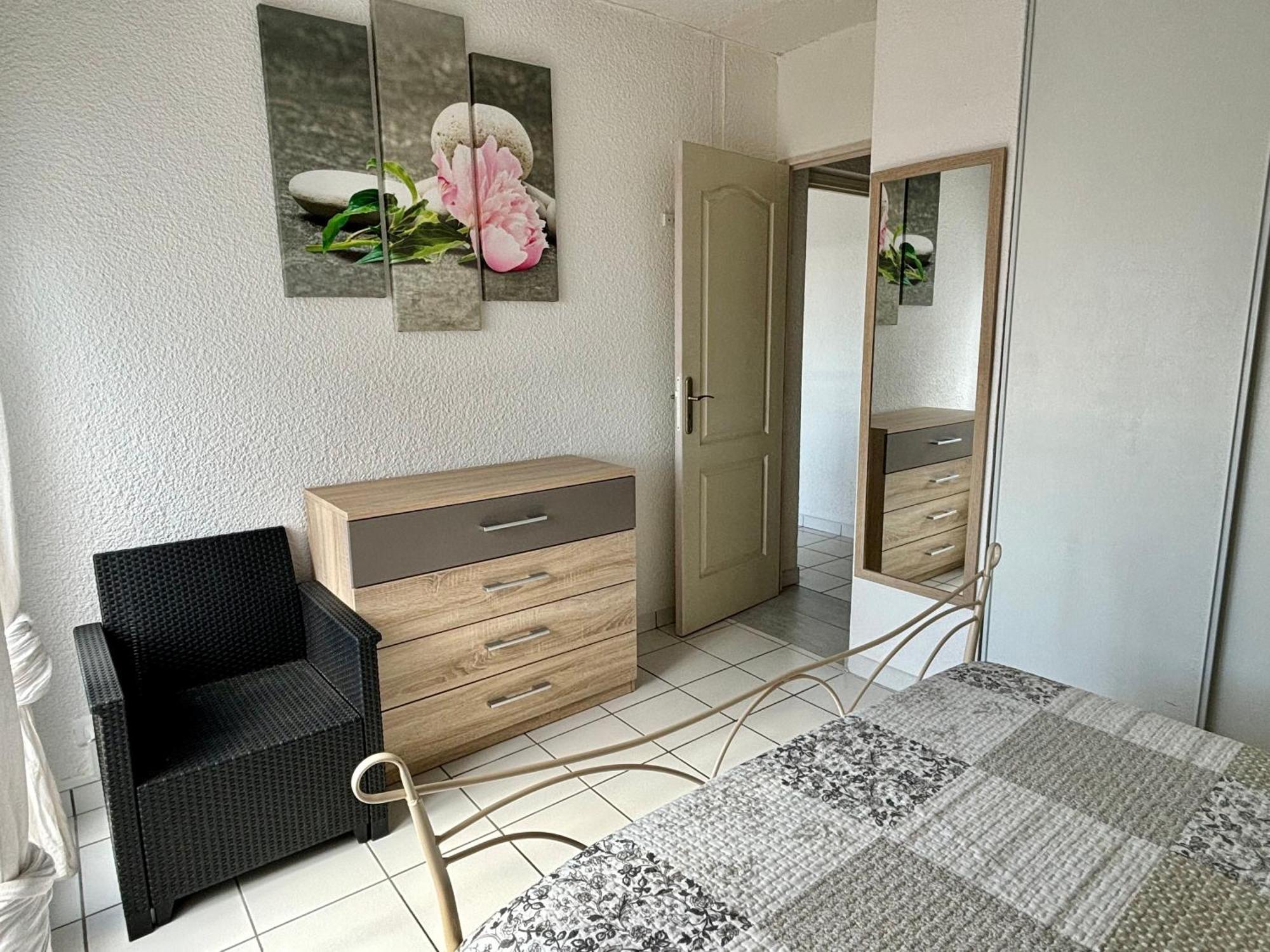 *Au Lydia* Appartement Vue Sur Mer, Avec Piscine. เลอบาร์กาแรส ภายนอก รูปภาพ